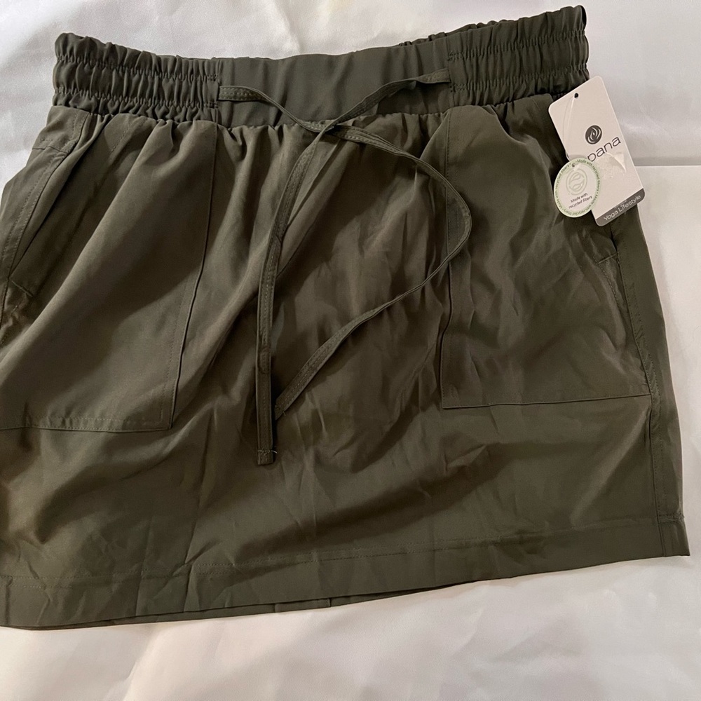 Apana green skort